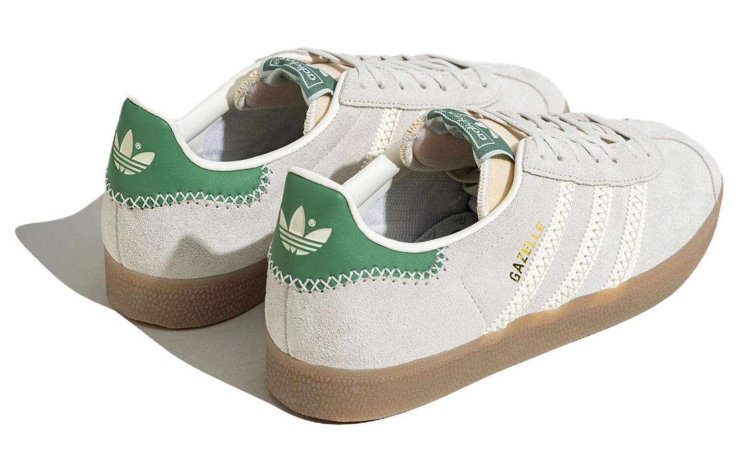 Кроссовки Adidas Originals Gazelle Skateboarding Unisex, бежевый/зеленый — фото 3