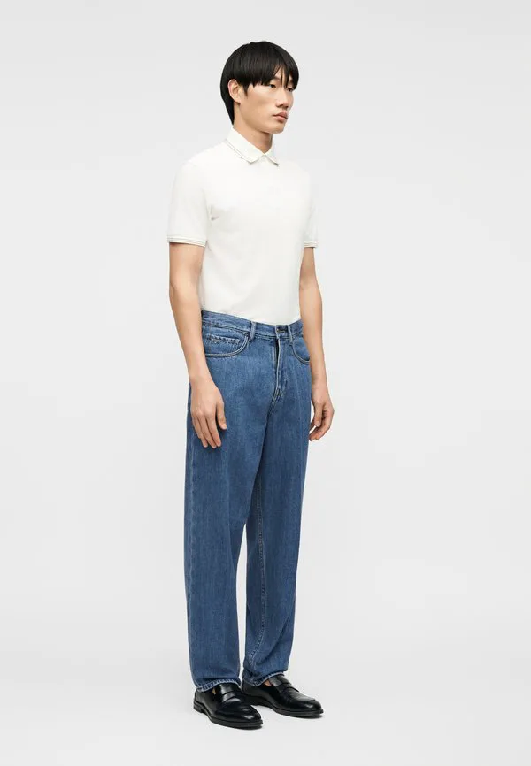Джинсы свободного кроя Emporio Armani, Medium Blue Denim — фото 4