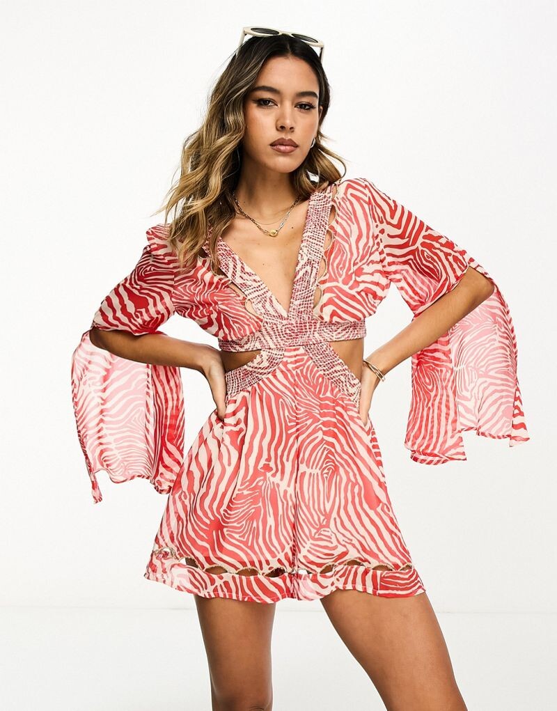 

Красный комбинезон с глубокими рукавами-ангелками River Island