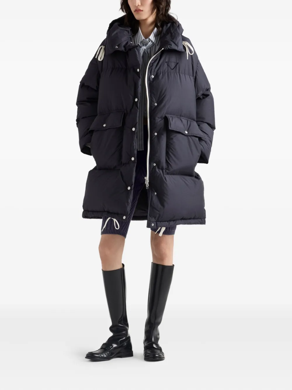 Пуховик Prada с капюшоном, синий