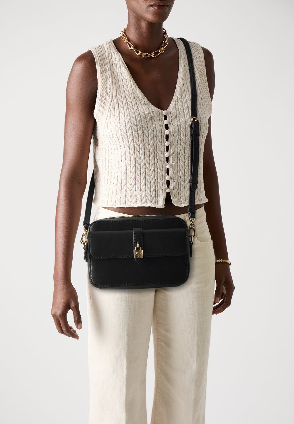 

Сумка через плечо AUTOGRAPH PADLOCK CAM BAG - Across body bag KARL LAGERFELD, черный