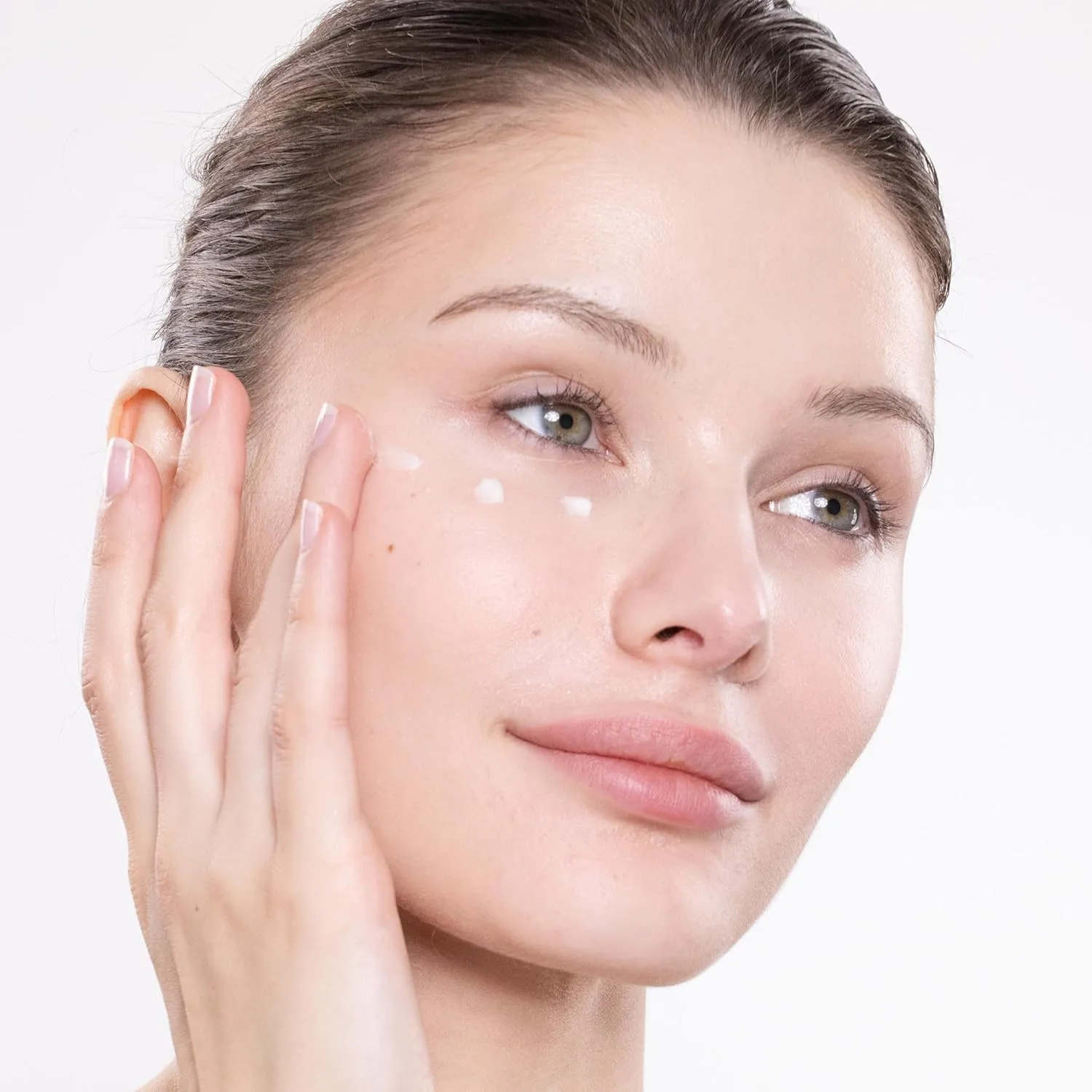 Осветляющий крем для глаз Trish McEvoy Gorgeous Skin, 0,050 унции — фото 3
