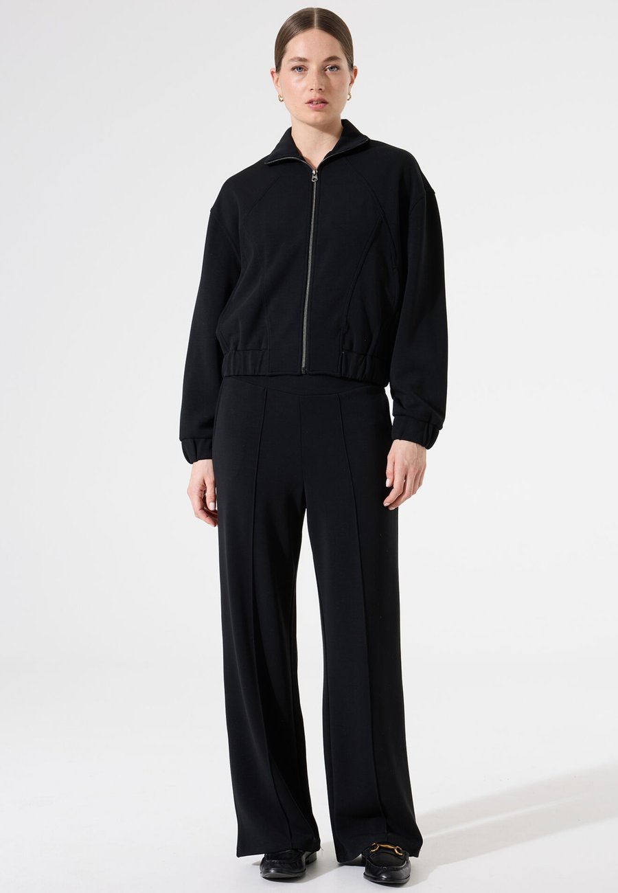 

Брюки Garcia Trousers, Black