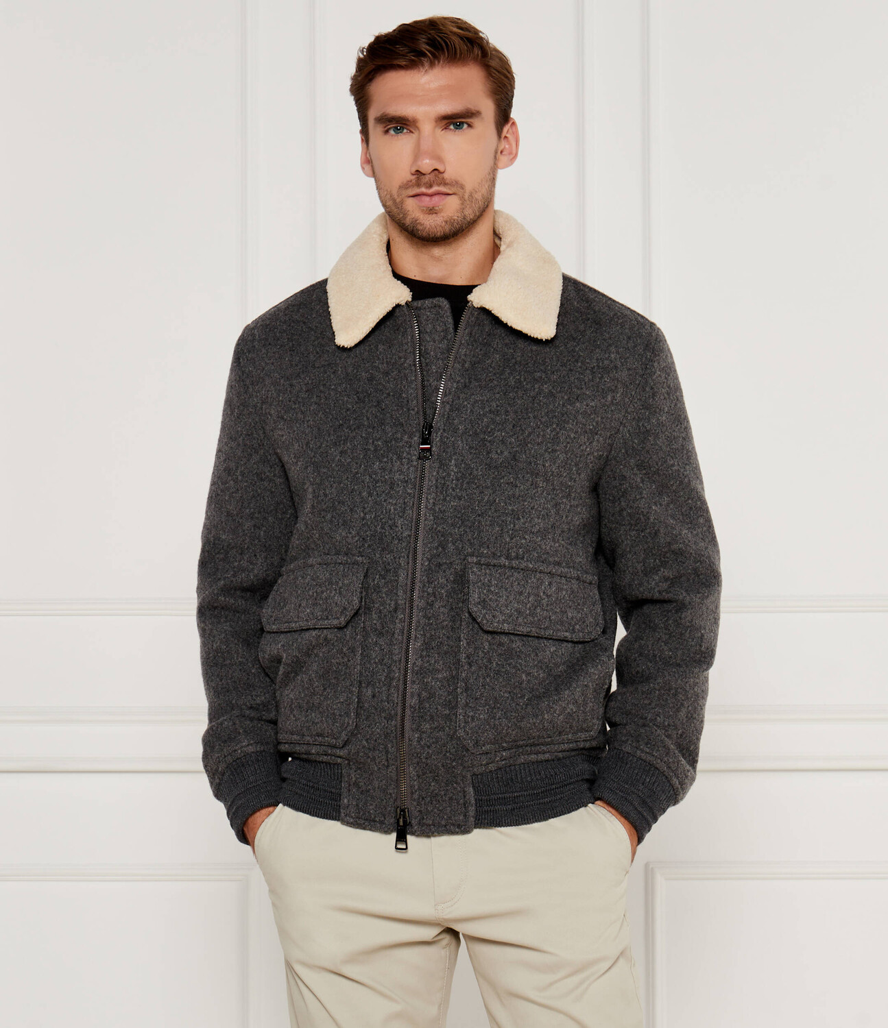 

Шерстяная куртка Tommy Hilfiger Regular Fit shearling, серый
