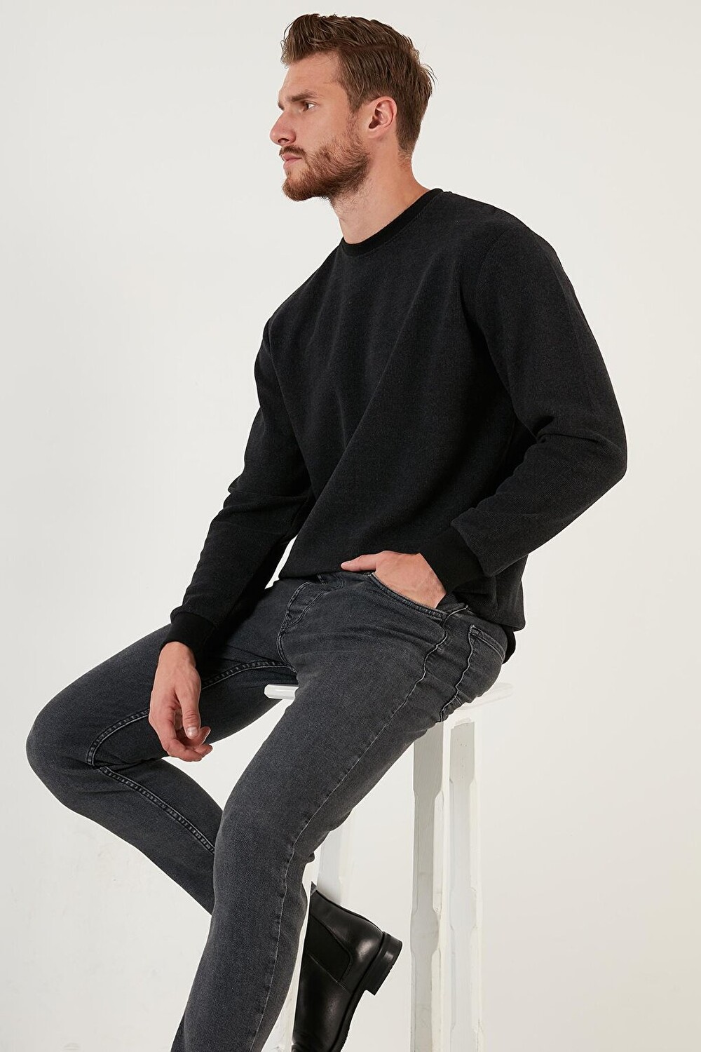 

Хлопковый свитер Slim Fit с круглым вырезом 456201 Buratti, антрацит