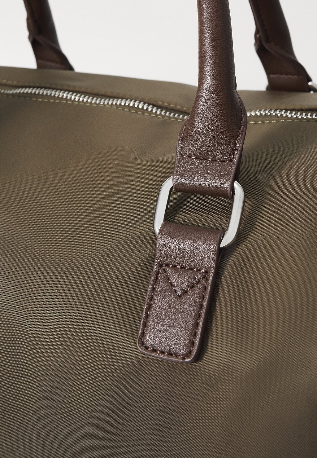 

Сумка выходного дня UNISEX Pier One, хаки