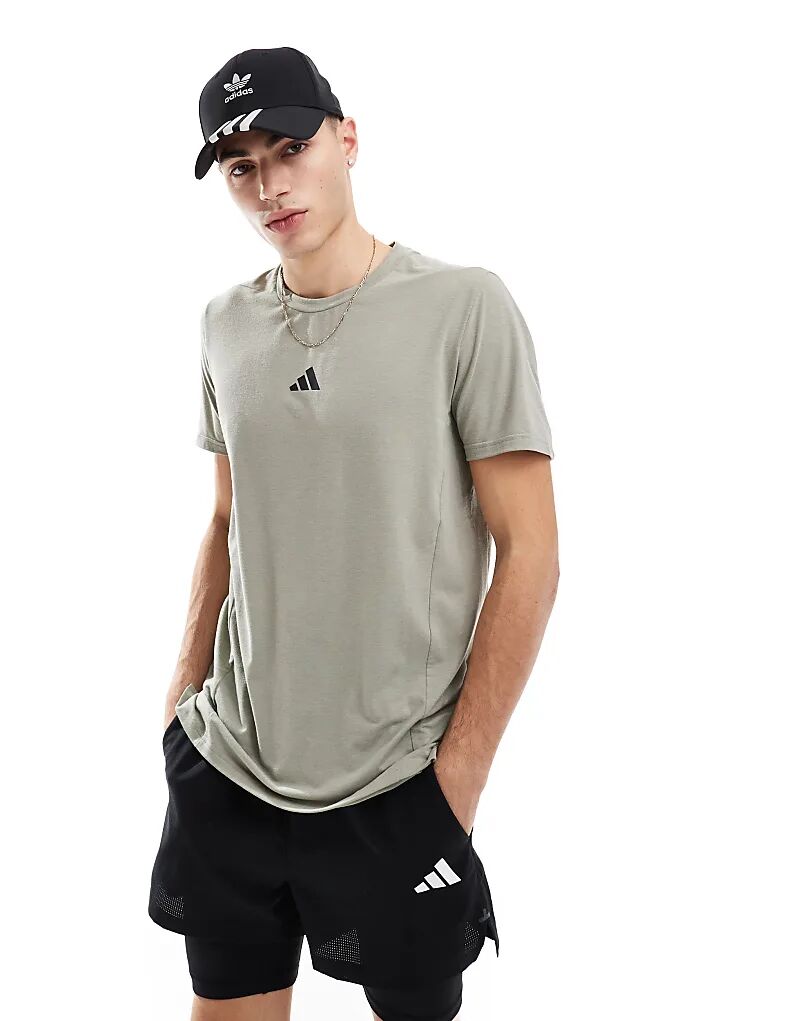 

Футболка adidas Training D4T серебристо-серого цвета Adidas Performance