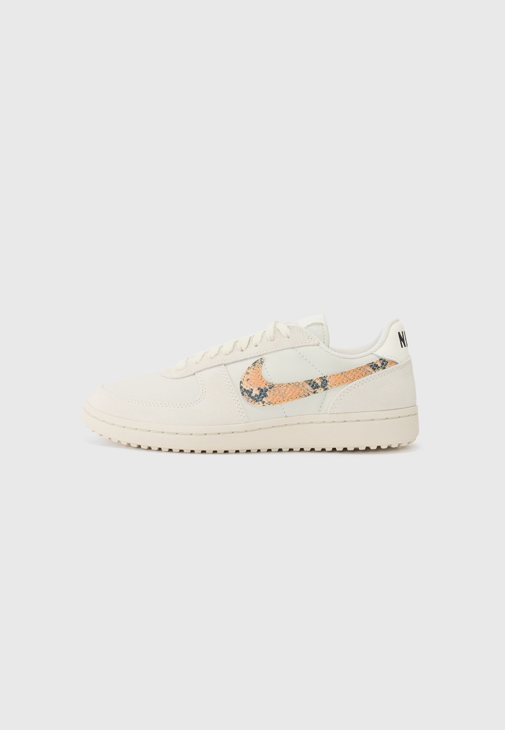 

Кроссовки FIELD GENERAL Nike Sportswear, белый