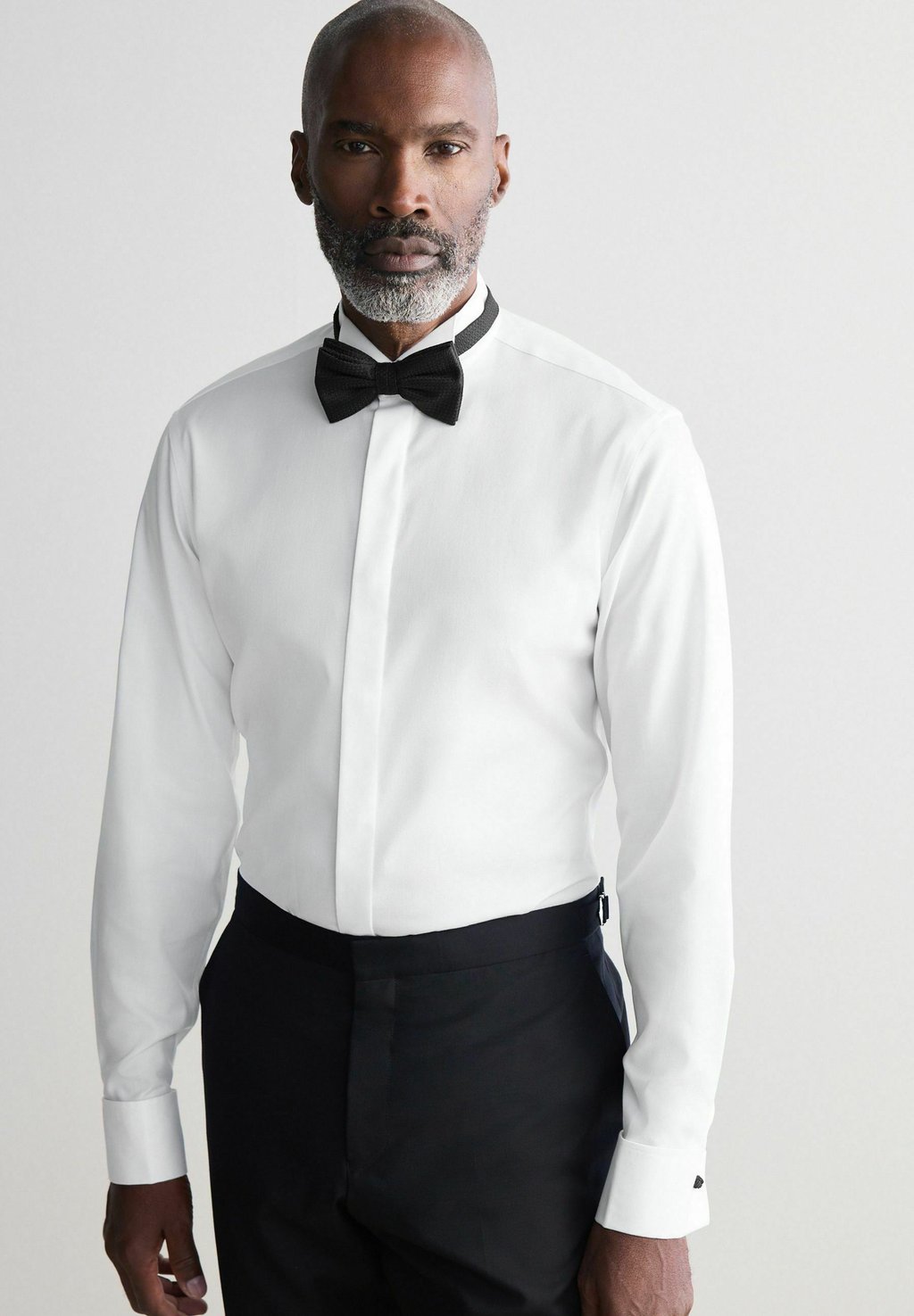 

Рубашка SIGNATURE EGYPTIAN AND BOW TIE SET Next, белый