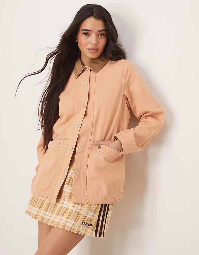 

Повседневная куртка Barbour Sonnie в каменном цвете