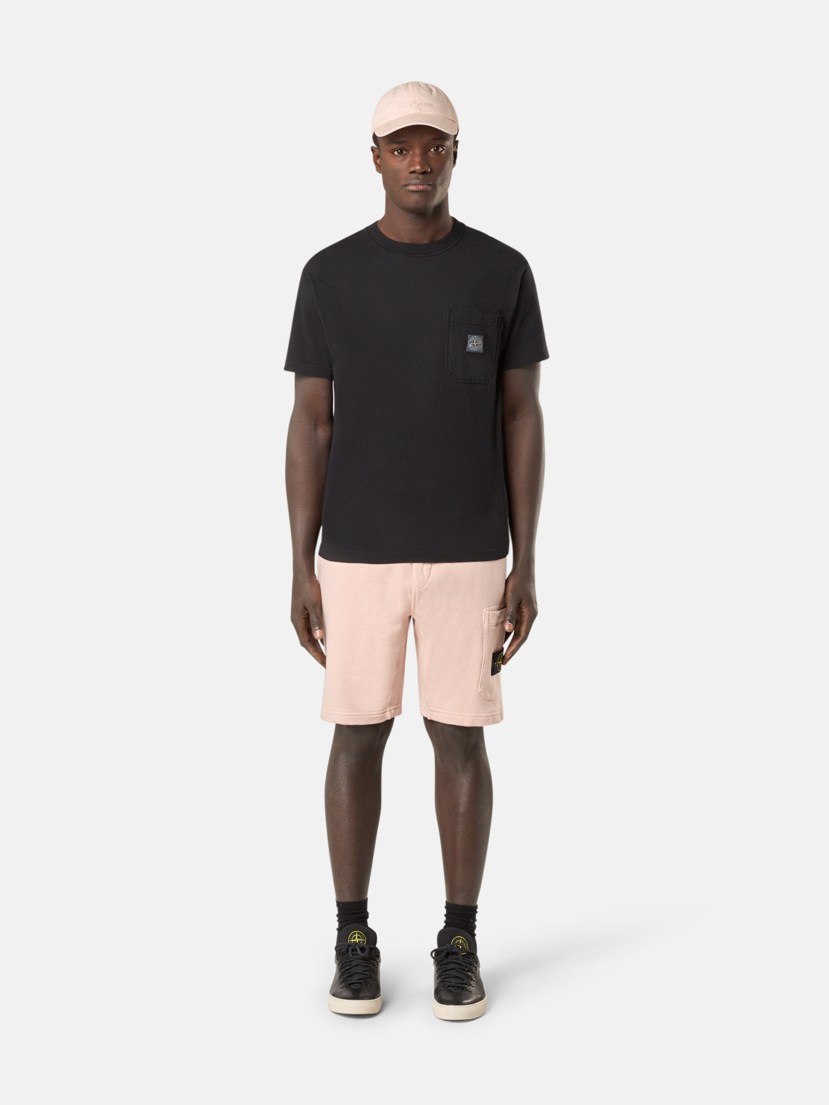 Футболка облегающего кроя с короткими рукавами и нашивкой Компас Stone Island 2100219 ORGANIC COTTON JERSEY 'FISSATO' EFFECT, черный — фото 2