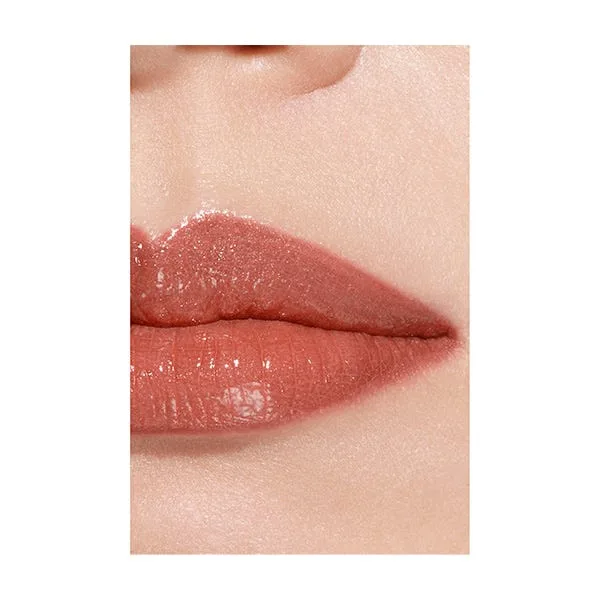 Увлажняющий тонирующий блеск для губ CHANEL ROUGE COCO BAUME BRILLO, 752 Honey Bliss — фото 3