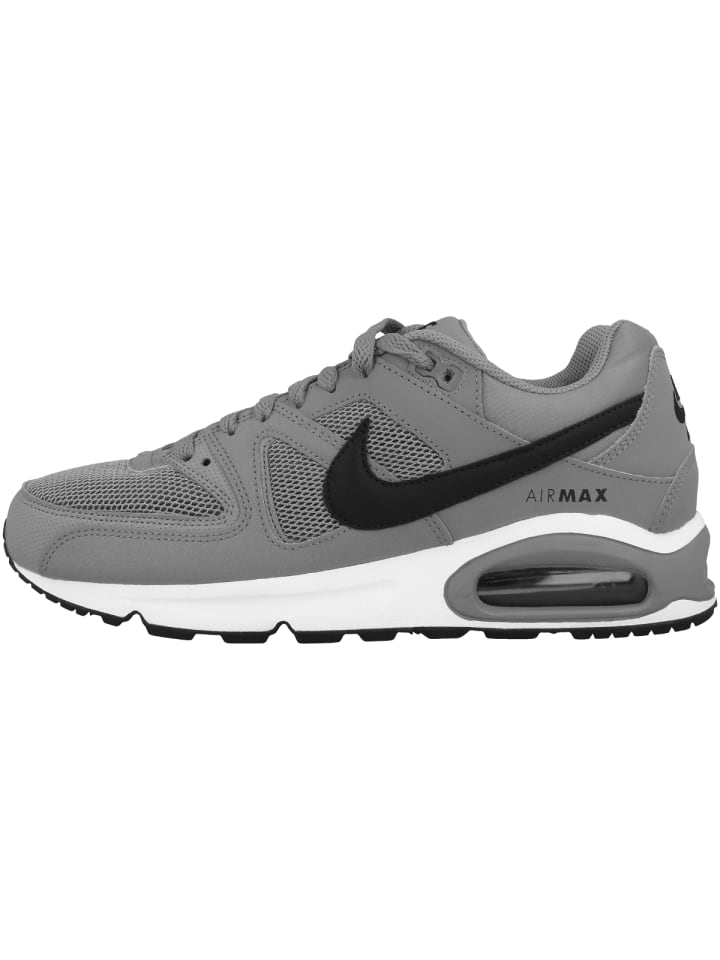 

Кроссовки на шнуровке Nike, серый