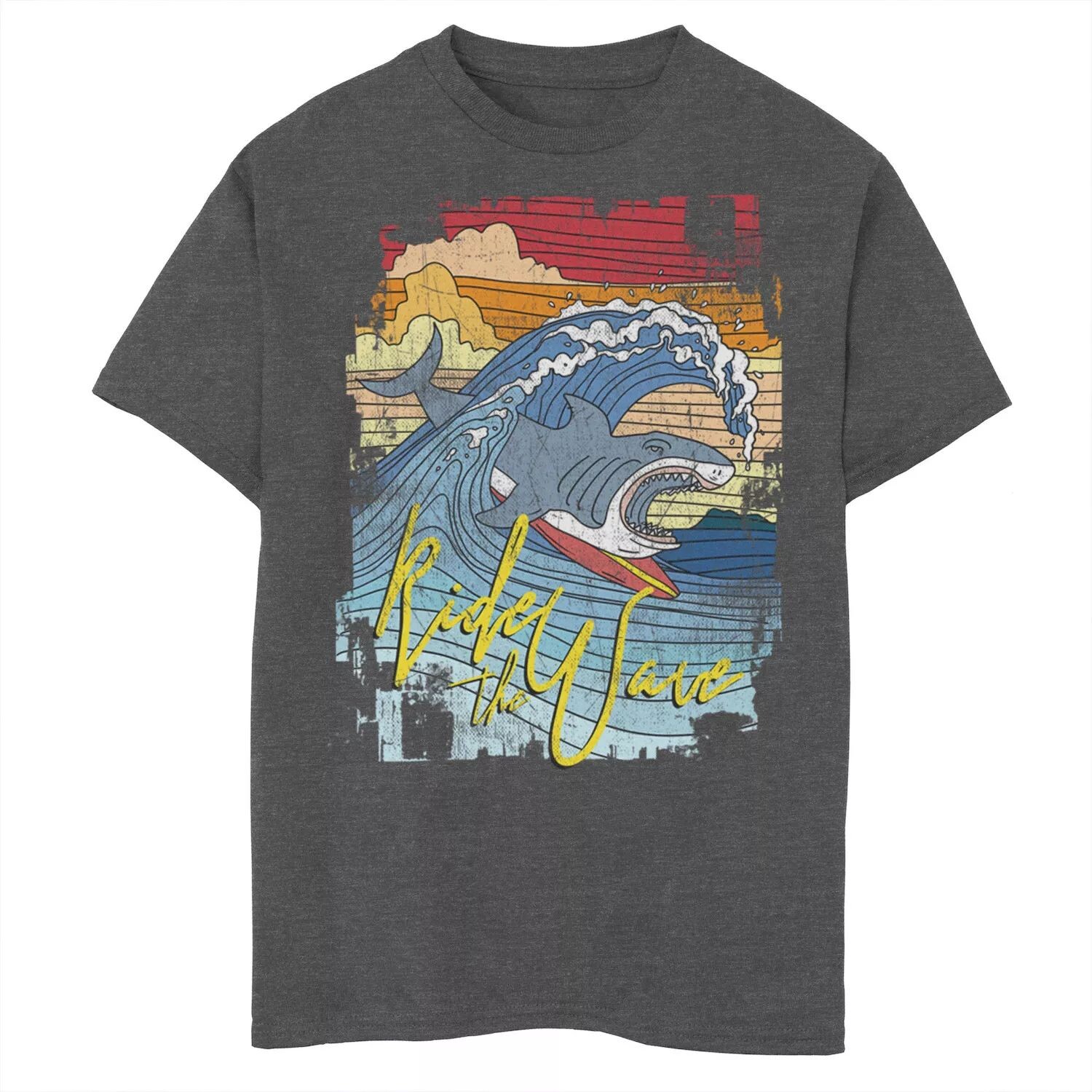 

Футболка с рисунком для мальчиков 8–20 лет Shark Surfin Ride The Wave Beach Surf Licensed Character
