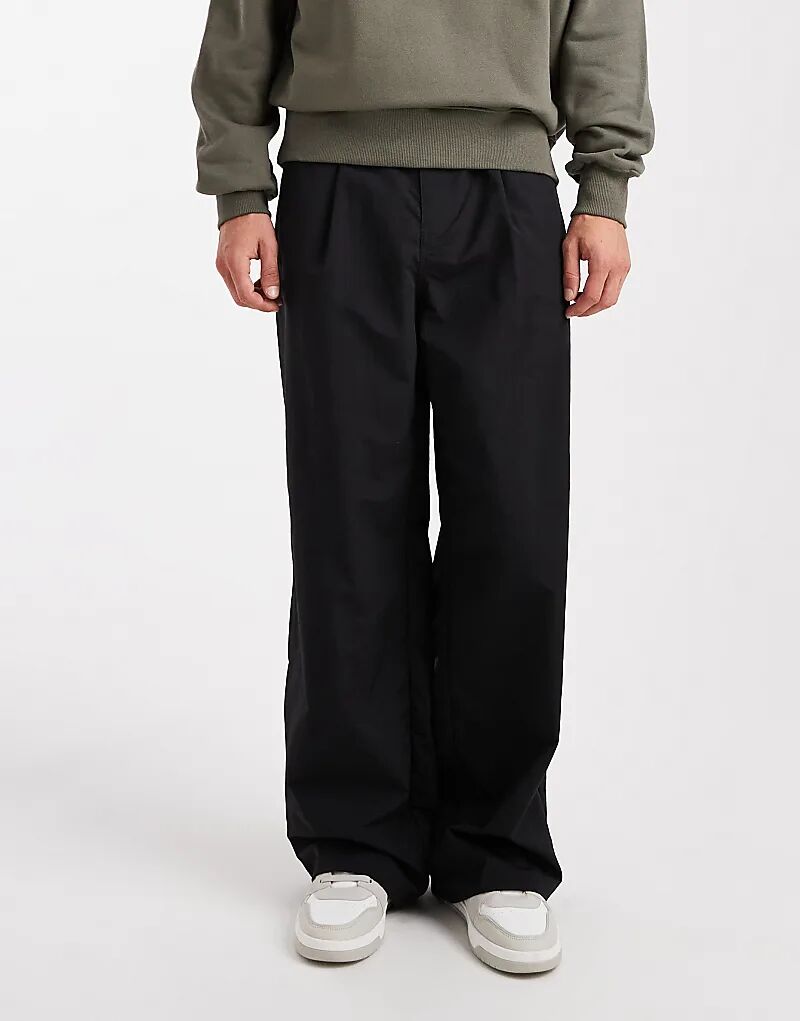 

Супер мешковатые брюки ASOS DESIGN из черного нейлона со складками