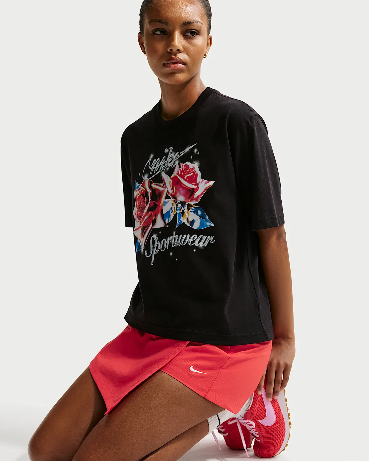 Женская юбка-шорты Nike Sportswear средней посадки, Light Crimson/Sail — фото 4