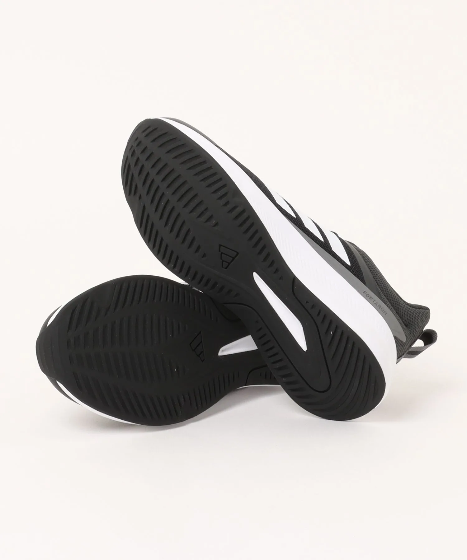 Кроссовки для детей adidas FortaRun 4.0 JQ5167 черные — фото 3