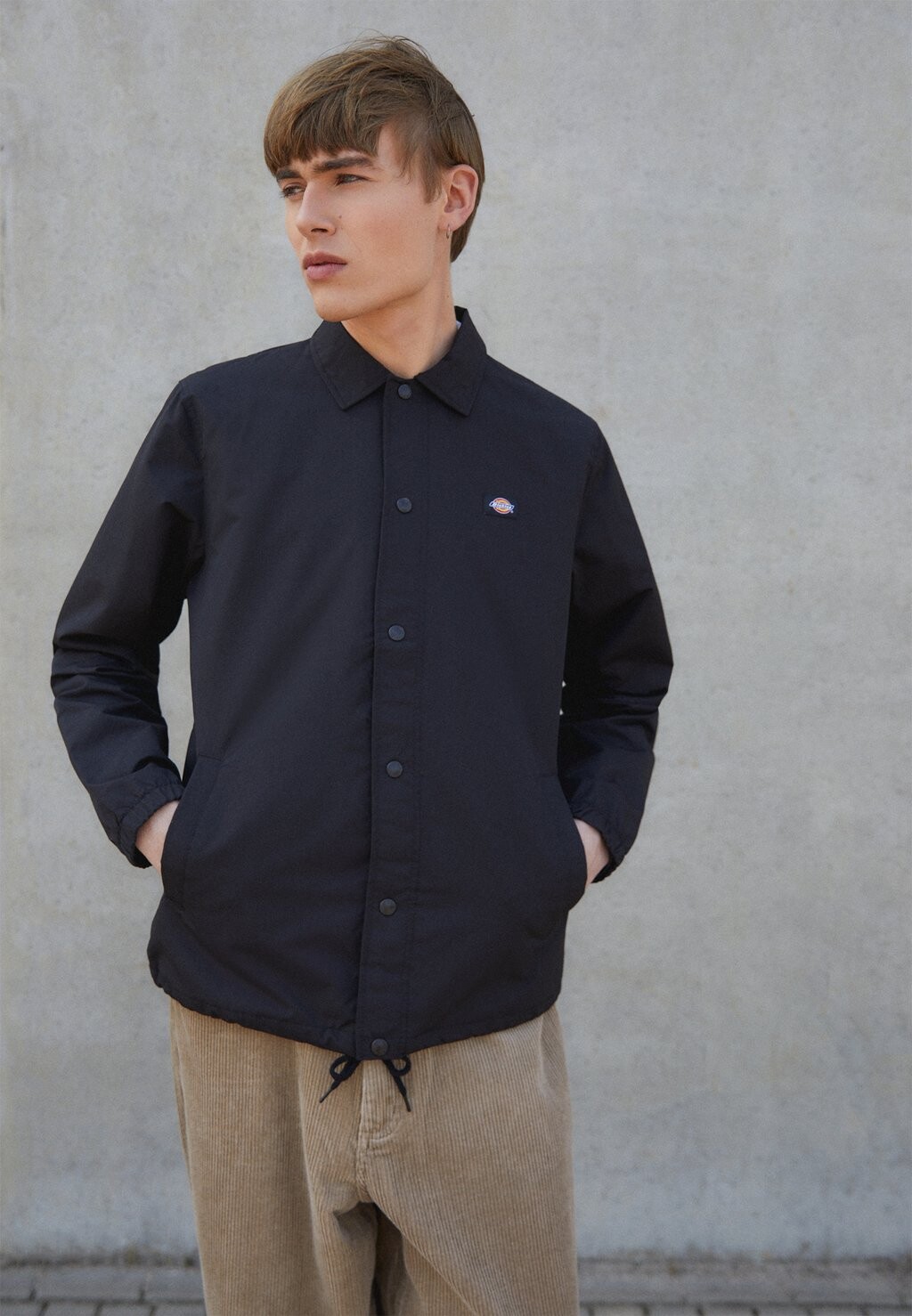 

Легкая куртка OAKPORT COACH Dickies, черный
