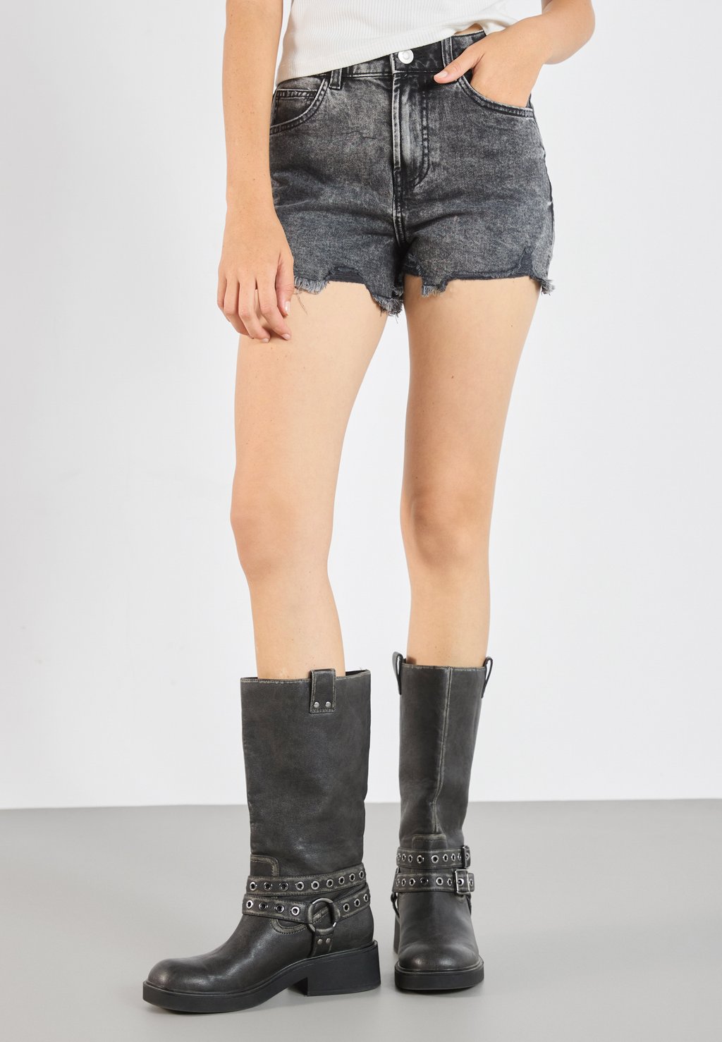 

Джинсовые шорты Even&Odd, цвет Mottled Black