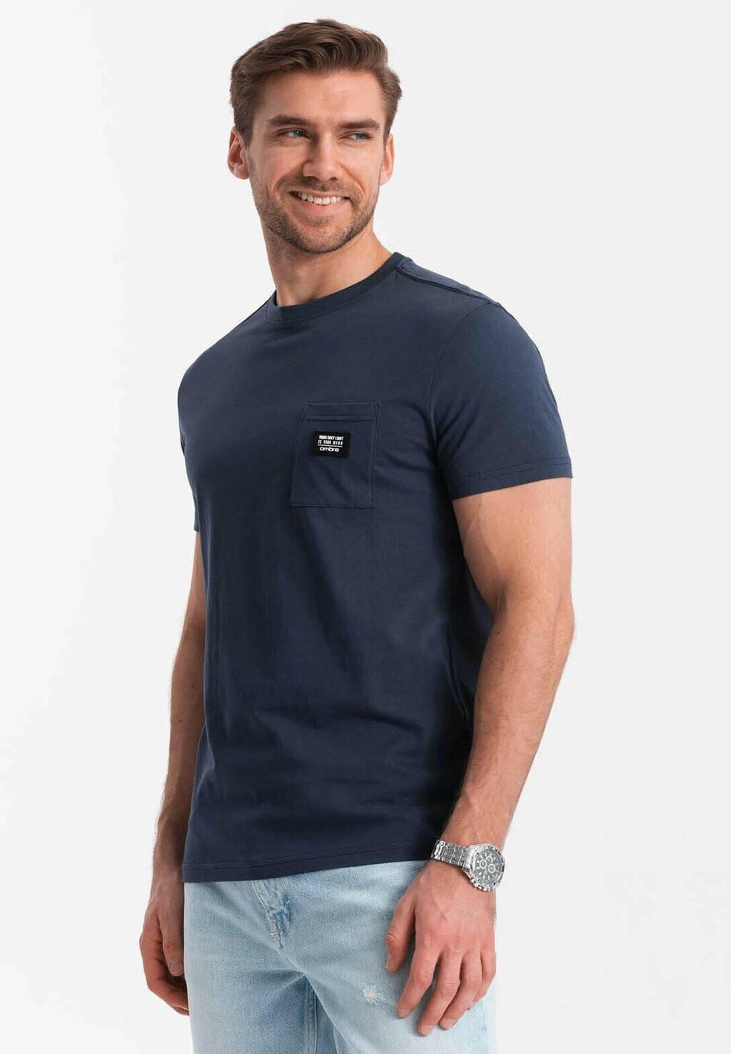 

Базовая футболка With Patch Pocket Ombre, темно-синяя