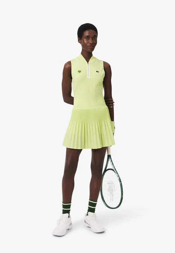 Платье Lacoste Vert Pistache Bic, трикотажное, расклешенное — фото 2