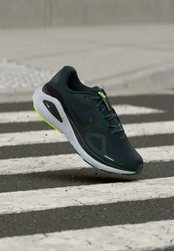 Кроссовки для бега по шоссе Structure 26 Nike Performance, морская водоросль/черный/вольт/чистая платина/синяя сила