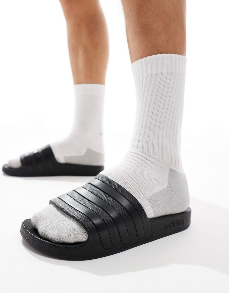 

Adidas - Training adilette - Черные шлепанцы adidas