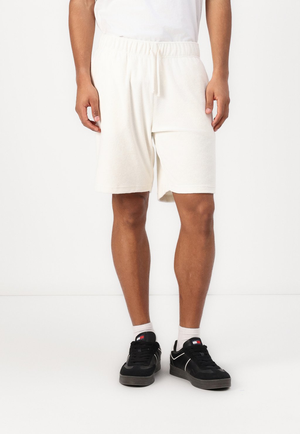 

Шорты TERRY TOWELLING SWEATSHORT Tommy Hilfiger, кремовый
