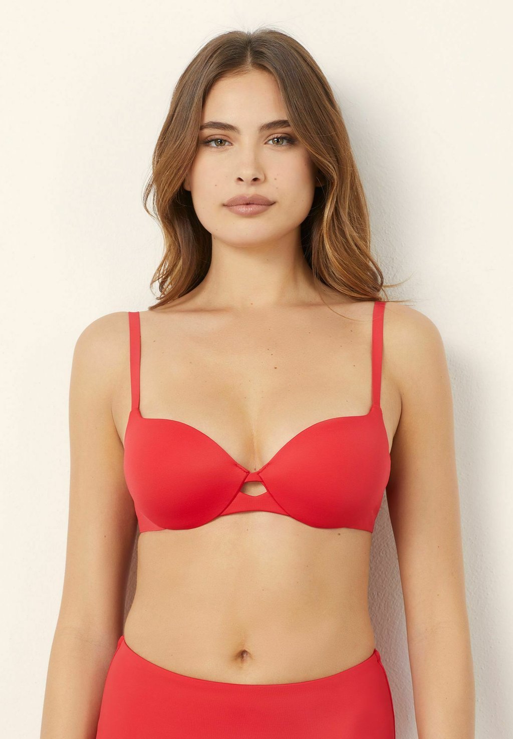 

Верх бикини ESSENTIALS Yamamay, красный