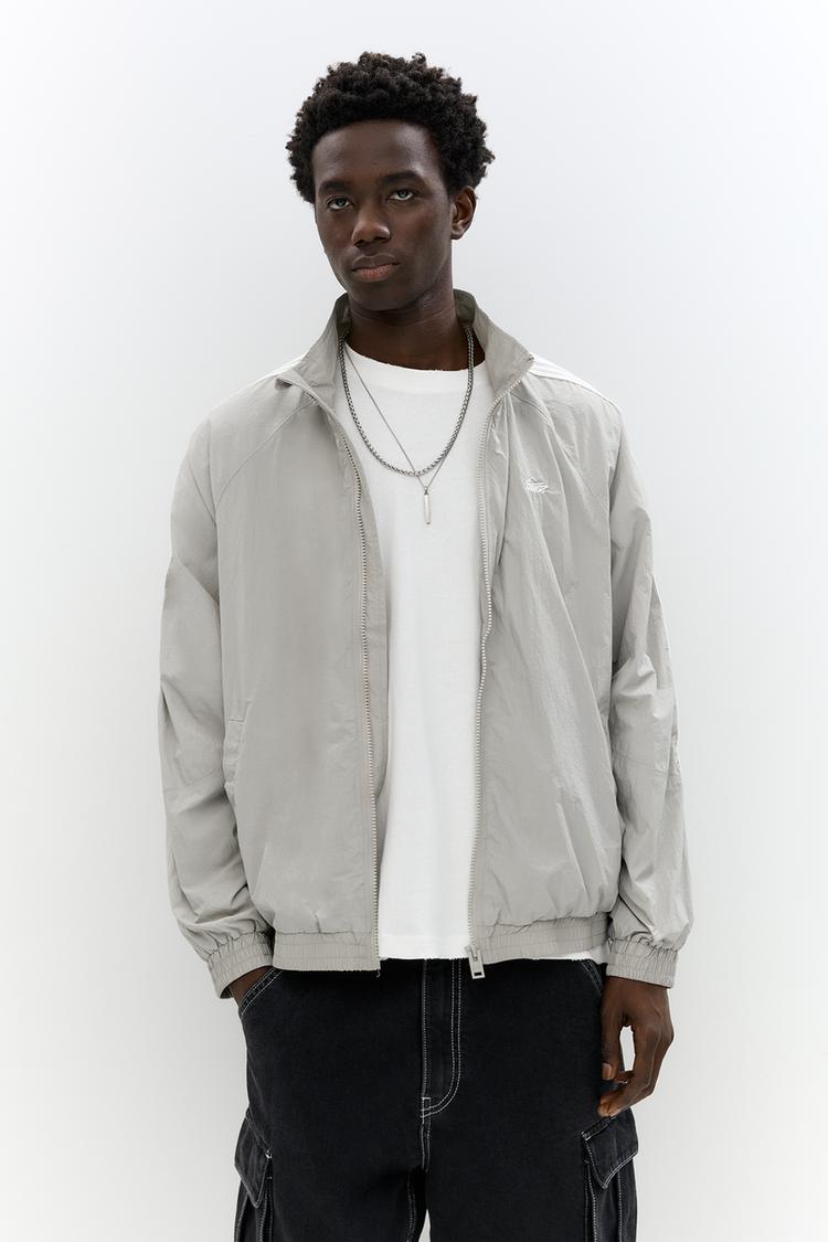 

Плащ с боковыми полосками Pull And Bear, серый