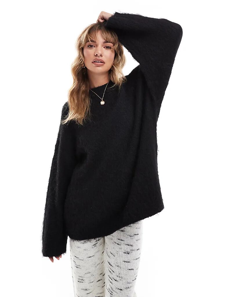 

Джемпер с круглым вырезом черного цвета ASOS DESIGN