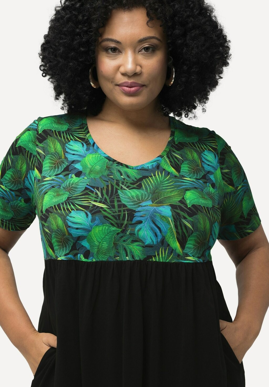 

Платье из джерси PALM LEAF PRINT EMPIRE A-LINE POCKET Ulla Popken, черный