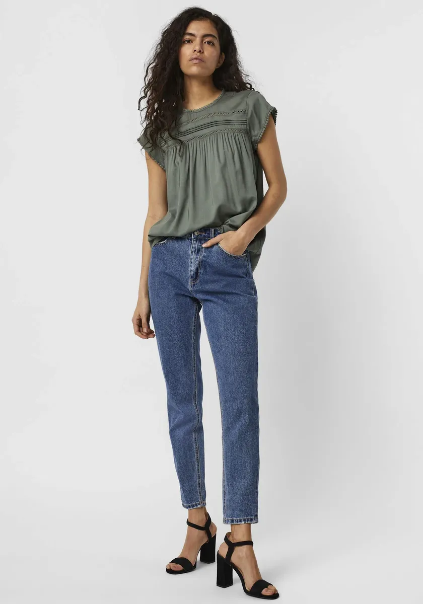 

Кружевной топ Vero Moda "VMDEBBIE PLEAT S/L TOP GA NOOS", цвет Laurel Wreat