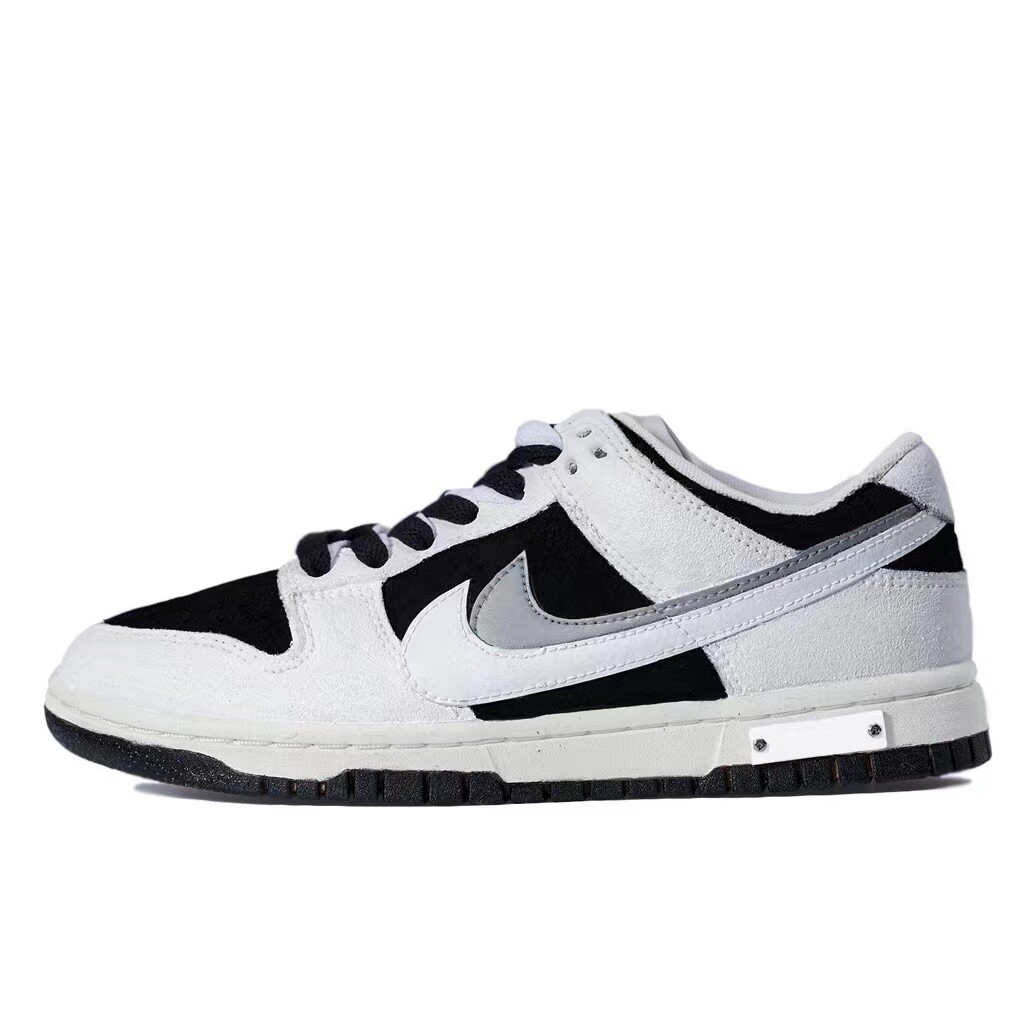 

Женские кроссовки для скейтбординга Nike Dunk, White
