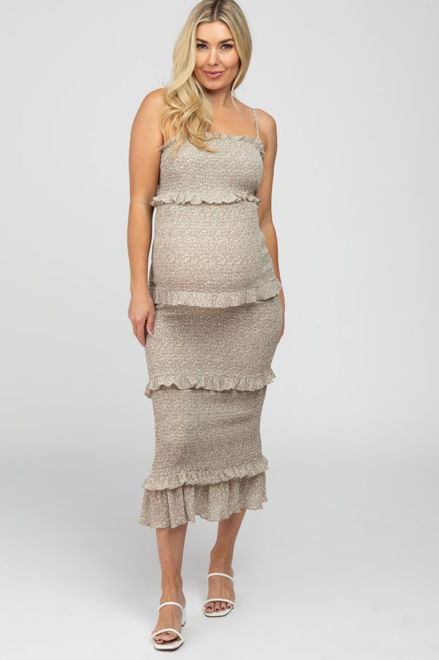 

Платье-миди для беременных, бежевого цвета, с принтом в виде листьев, приталенного силуэта, со сборками Pinkblush, Taupe