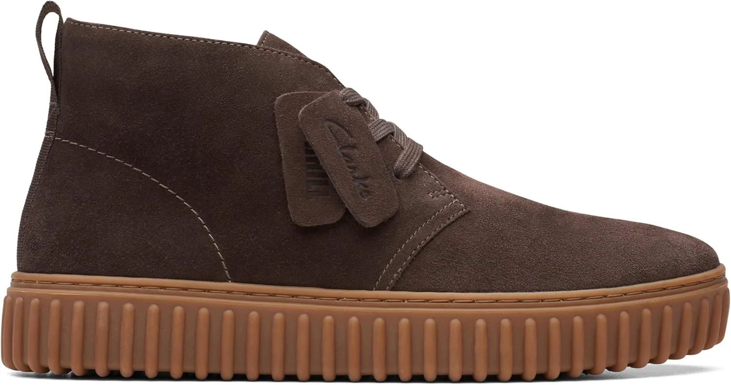 Мужские ботинки Clarks Torhill DB представлены в бежевом цвете