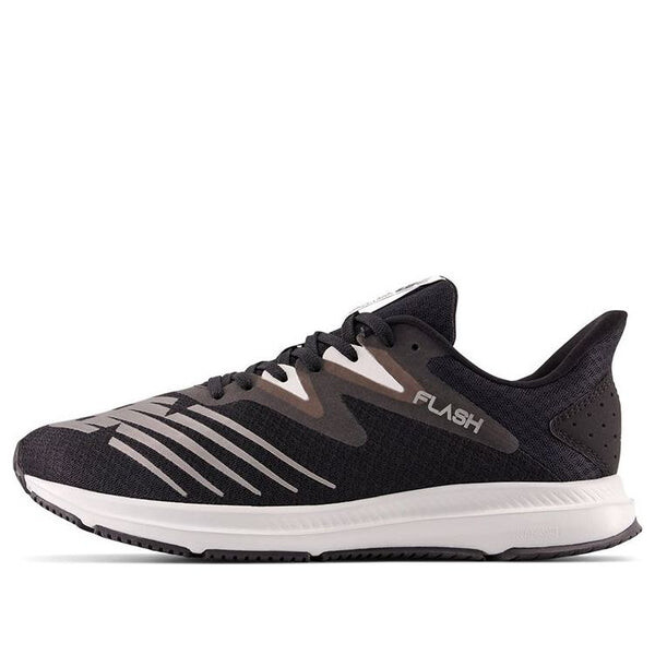 

Кроссовки dynasoft flash v6 New Balance, черный
