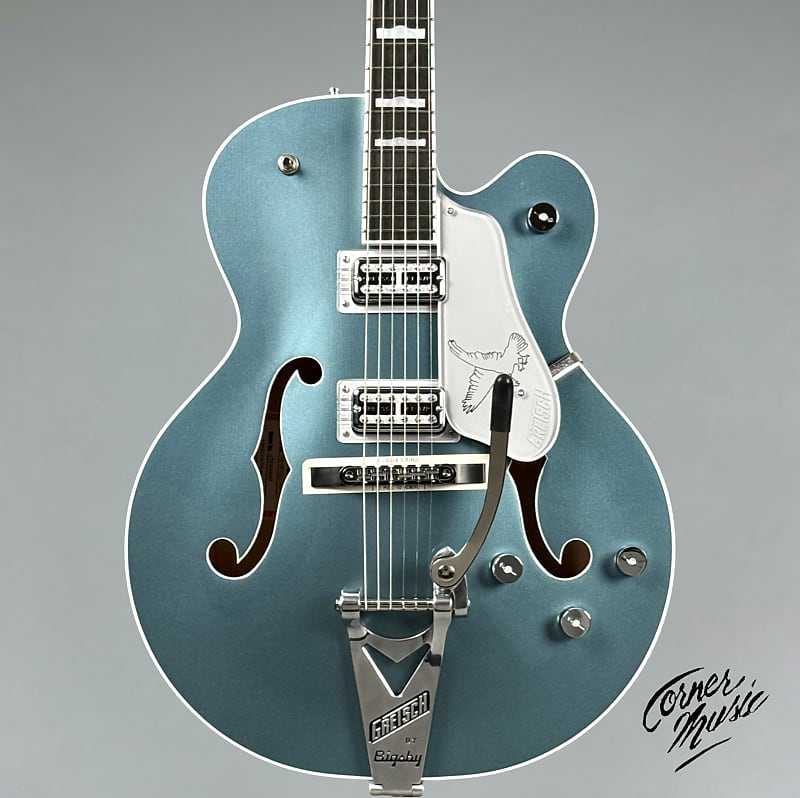 

Электрогитара Gretsch G6136T-140 Limited Edition 140th Double Platinum Falcon 2023 - Two-Tone Stone Platinum/Pure Platinum