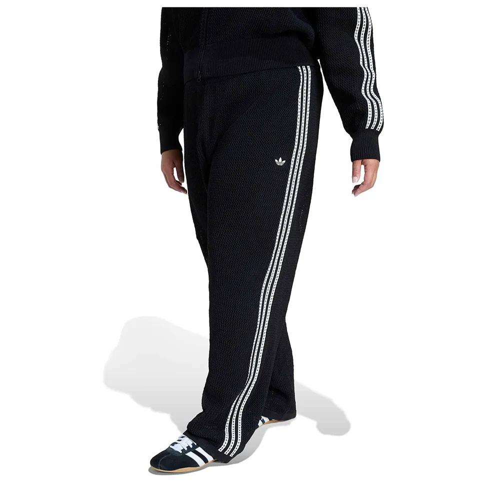 

Вязаные крючком брюки adidas Originals Firebird Plus, черный