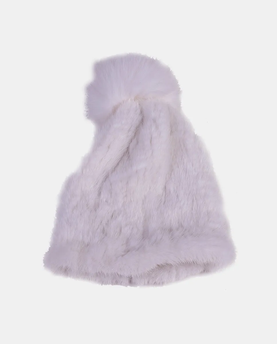 

Эластичная шапка из натурального меха белого цвета с помпоном IN.ES