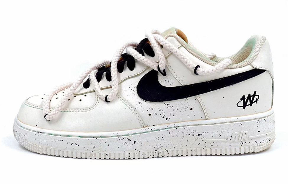 

Мужские кроссовки для скейтбординга Nike Air Force 1, Pastel Yellow