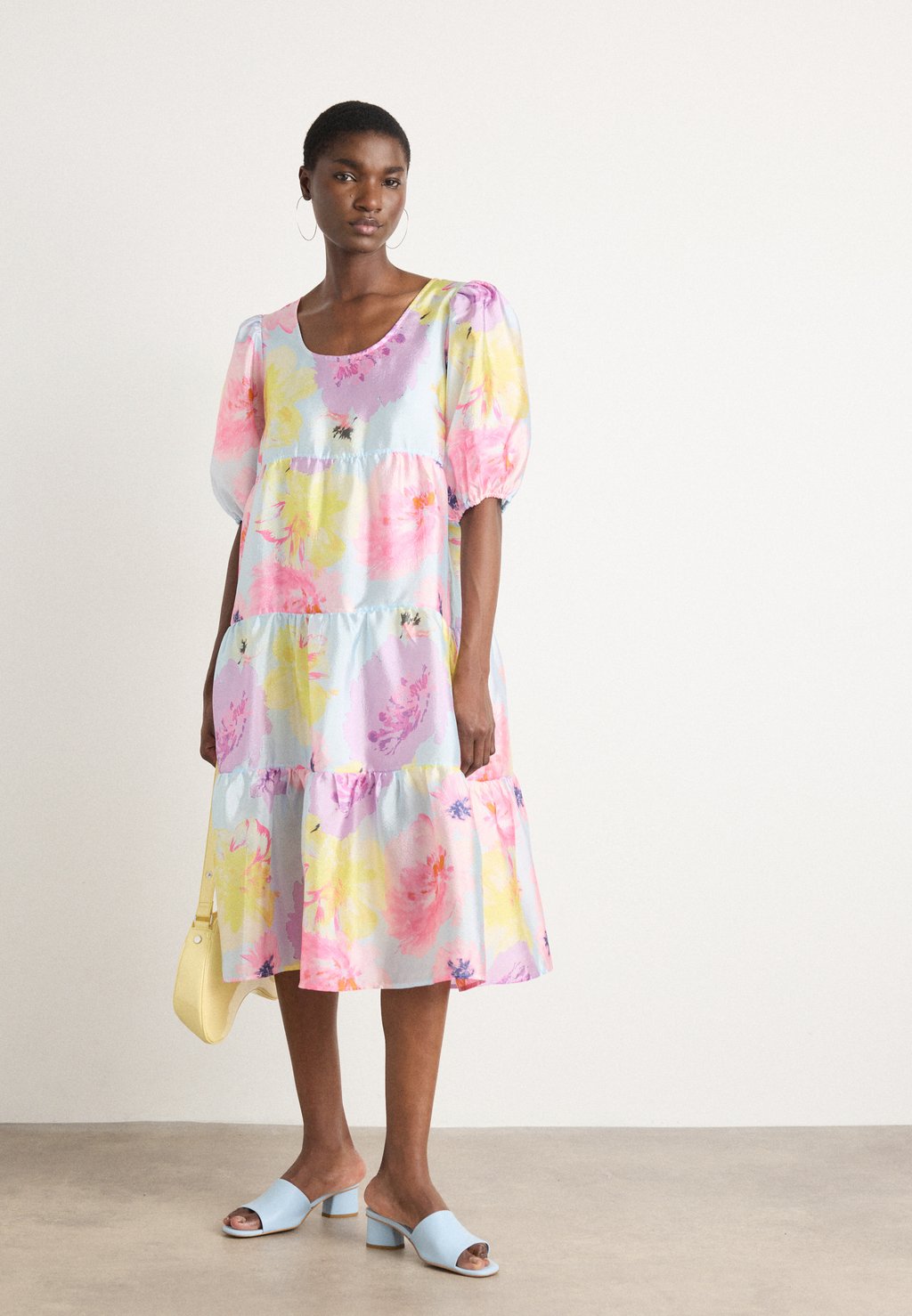 

Повседневное платье DRESS Cras, мультиколор