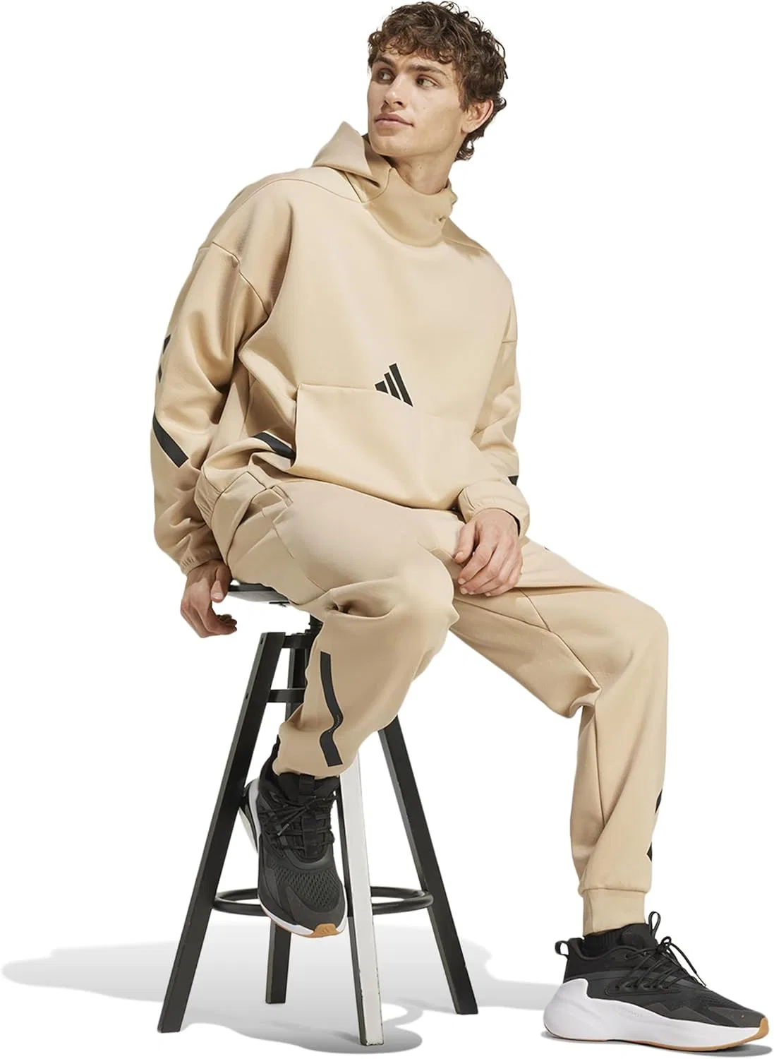 Брюки Adidas Z.N.E. мужские для тренировок и повседневной носки на шнурке - beige, бежевый — фото 2