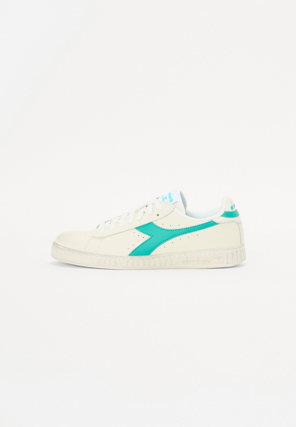 

Кроссовки GAME WAXED UNISEX Diadora, белый