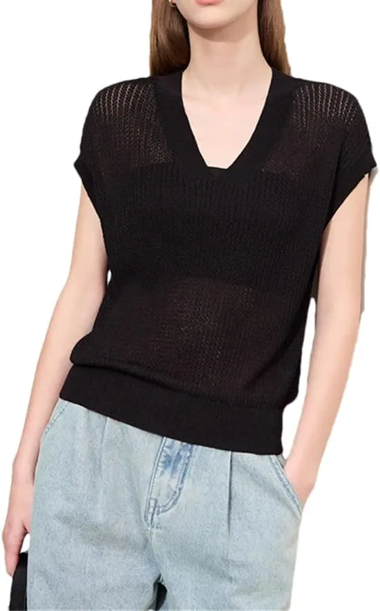 

Женская футболка с V-образным вырезом и коротким рукавом