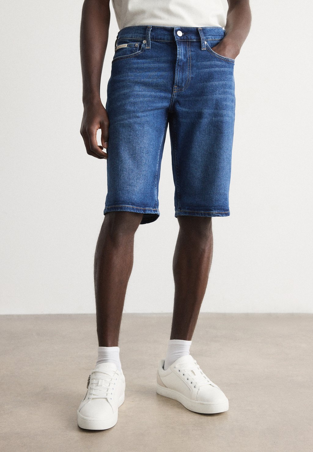 

Джинсовые шорты SLIM Calvin Klein Jeans, темно-синий