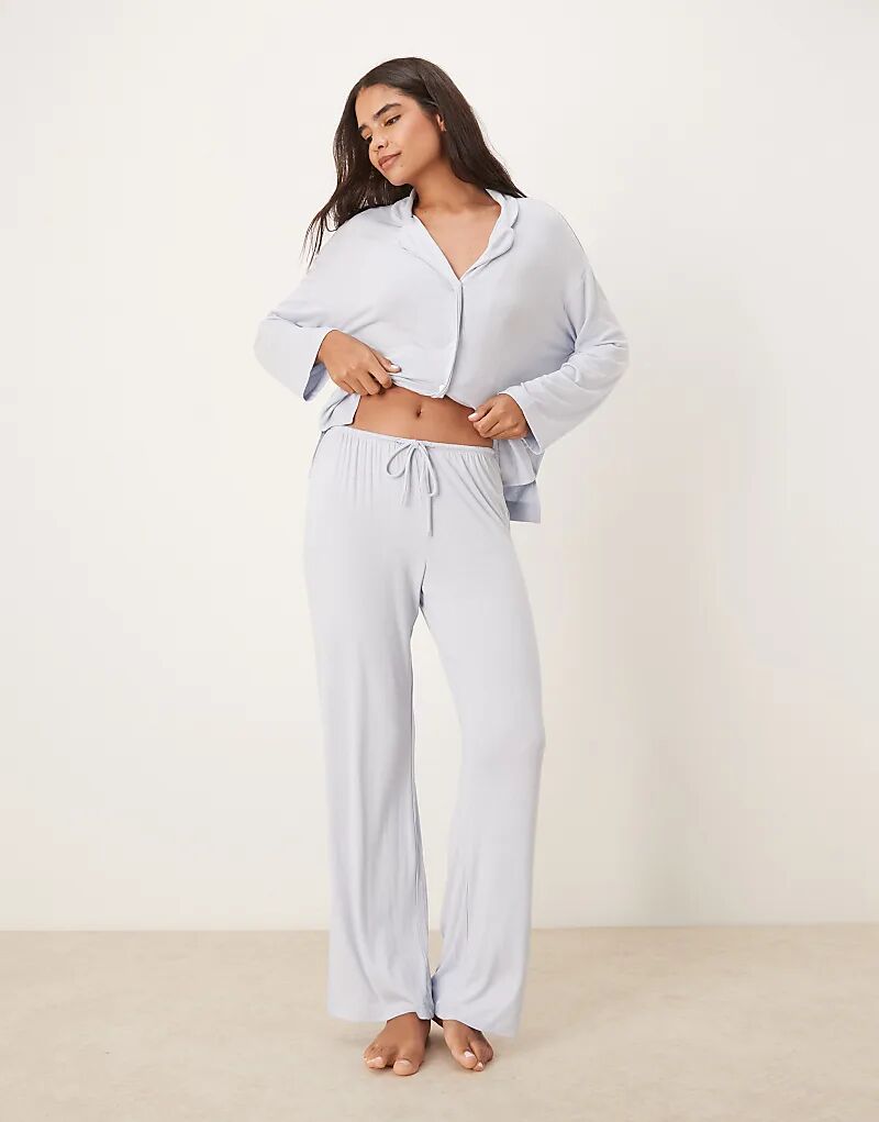 

Мягкие пижамные брюки Gina Tricot микс и подбор светло-голубого цвета