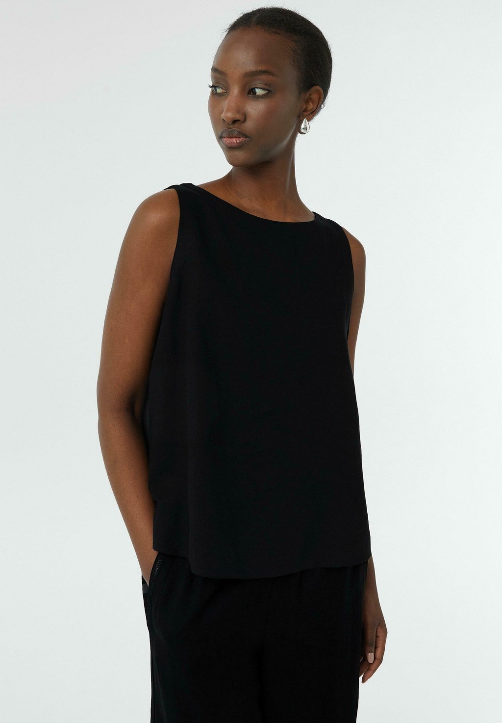 

Топ Blouse comma casual identity, черный