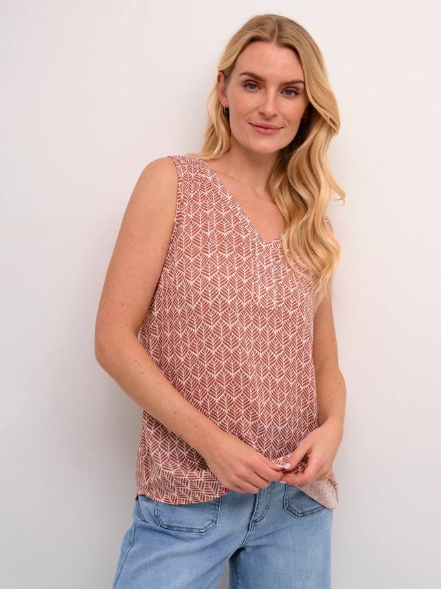 

Безрукавка абстрактного рисунка в цвете amber KAFFE, Red/Multi