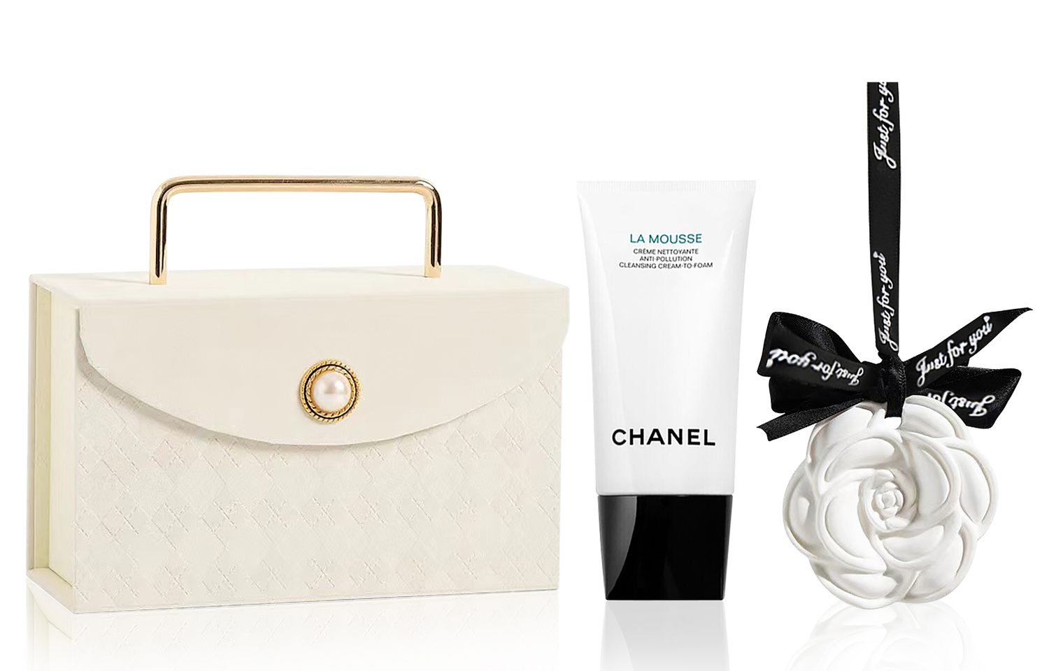 CHANEL Пенка для умывания Camellia Flower Soft Cleansing Foam, очищающее молочко, набор с ароматерапией и подарочной коробкой Luxury Box, 150 мл — фото 2